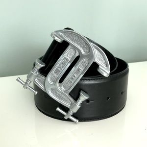 Moschino Leather Belt /Like New!/Size 38